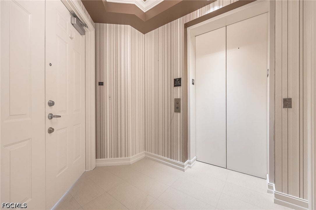 14270 Royal Harbour Court 323