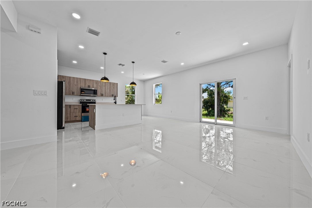 3317 36th Street W