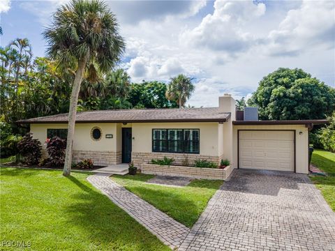 Photo of 1310 La Faunce Way, Fort Myers, FL 33919 (MLS # 2025012807) Photo of 1310 La Faunce Way, Fort Myers, FL 33919 (MLS # 2025012807)