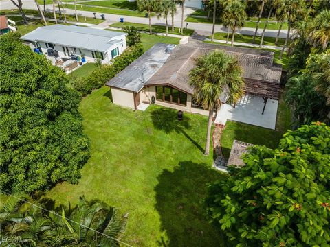 Tiny photo for 1310 La Faunce Way, Fort Myers, FL 33919 (MLS # 2025012807)