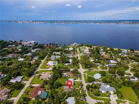 Tiny photo for 1310 La Faunce Way, Fort Myers, FL 33919 (MLS # 2025012807)