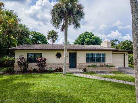 Tiny photo for 1310 La Faunce Way, Fort Myers, FL 33919 (MLS # 2025012807)