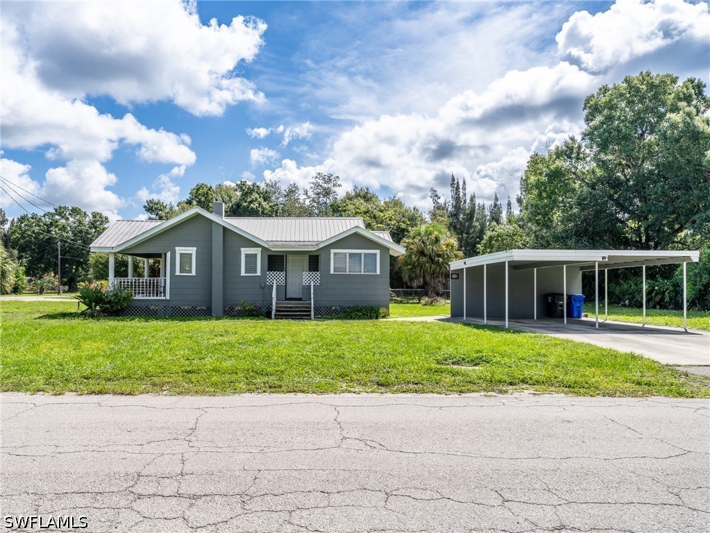 Photo 1 of 29 — 3802 Seminole Avenue, Fort Myers, FL 33916