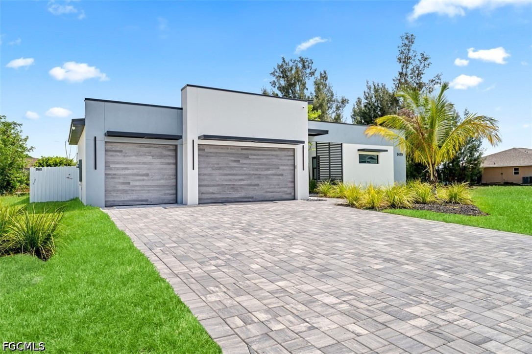 1419 SW 15th Terrace