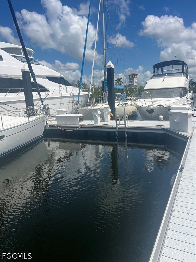 38' BOAT SLIP I-10 GULF HARBOUR MARINA