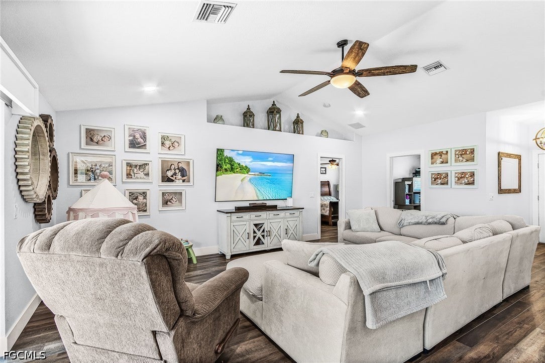 621 NW 18th Place