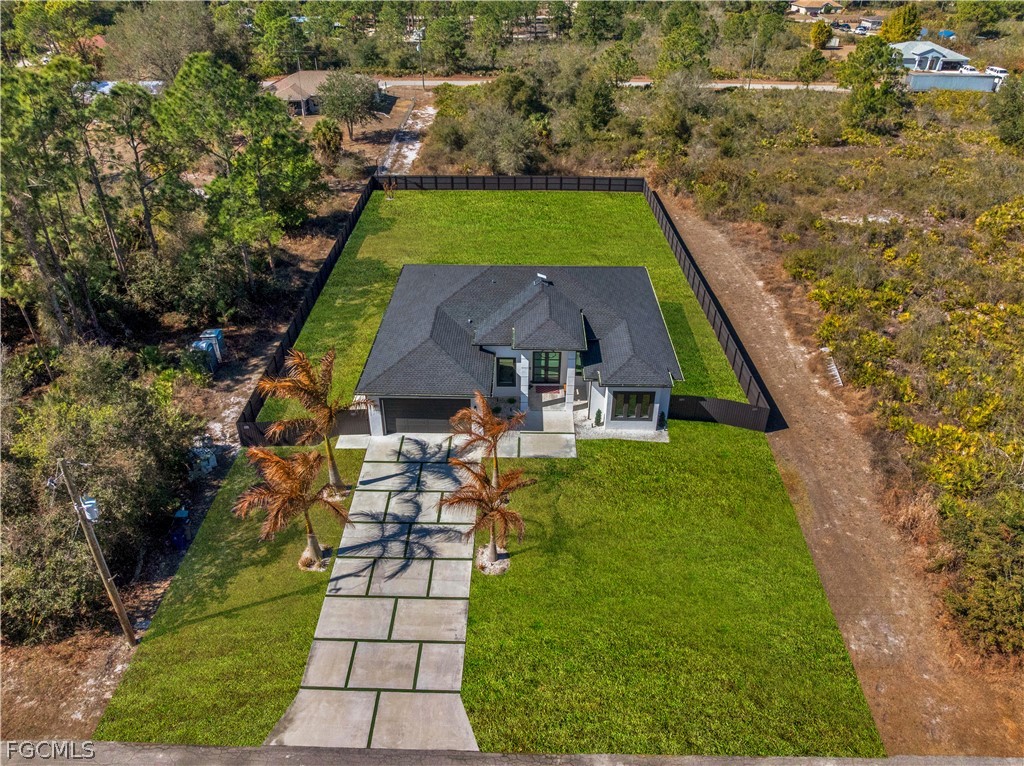 1707 CONGRESS Avenue