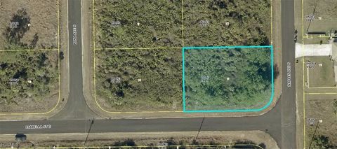 Tiny photo for 724 Naples Ave S Ave, Lehigh Acres, FL 33974 (MLS # 2025016840)