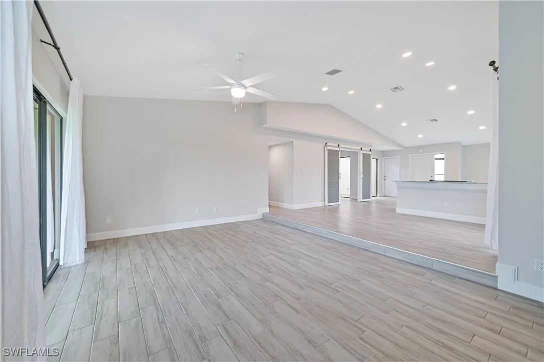 Fort Myers, Florida 33967, United States, 2 Bedrooms Bedrooms, ,2 BathroomsBathrooms,Residential,Active,44599