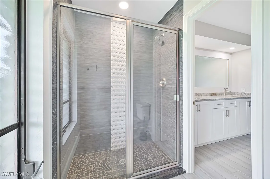 Fort Myers, Florida 33967, United States, 2 Bedrooms Bedrooms, ,2 BathroomsBathrooms,Residential,Active,44599