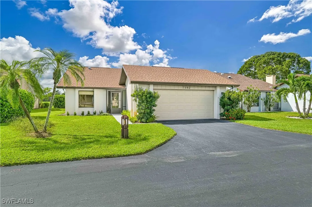 Fort Myers, Florida 33967, United States, 2 Bedrooms Bedrooms, ,2 BathroomsBathrooms,Residential,Active,44599