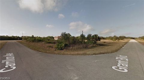 Photo of 624/626 Grant Boulevard, Lehigh Acres, FL 33974 (MLS # 2026015204)