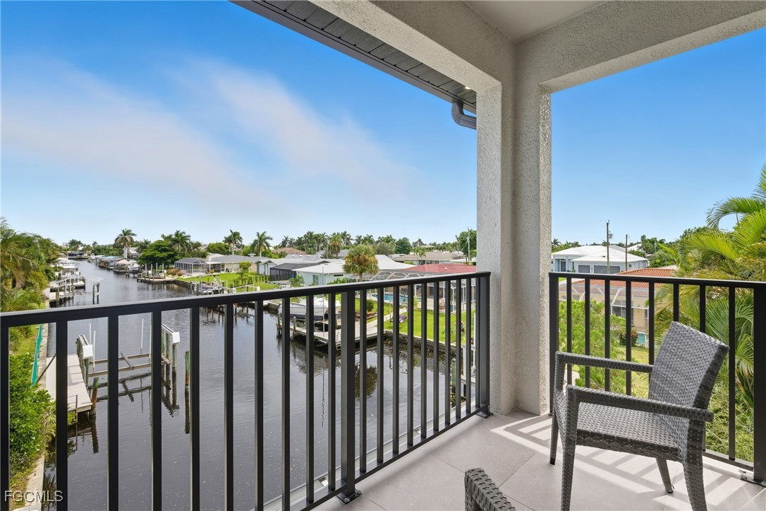 802 El Dorado Parkway E