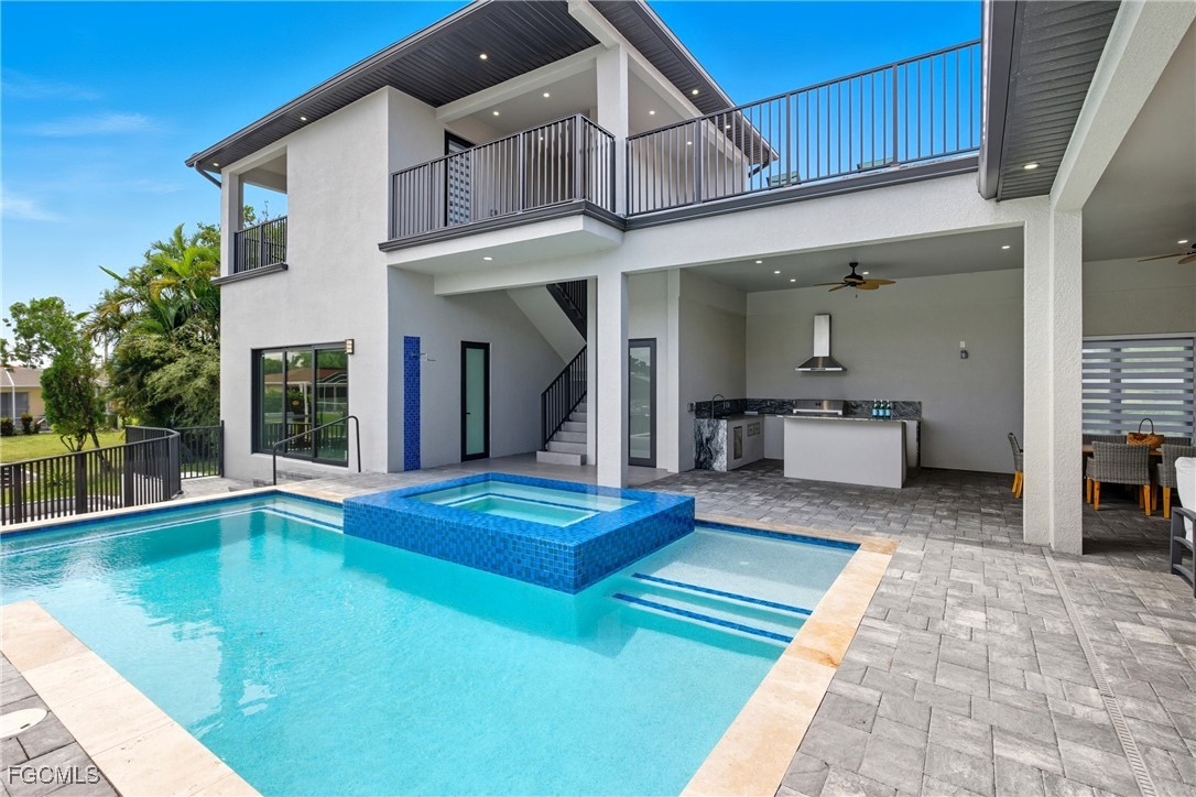 802 El Dorado Parkway E