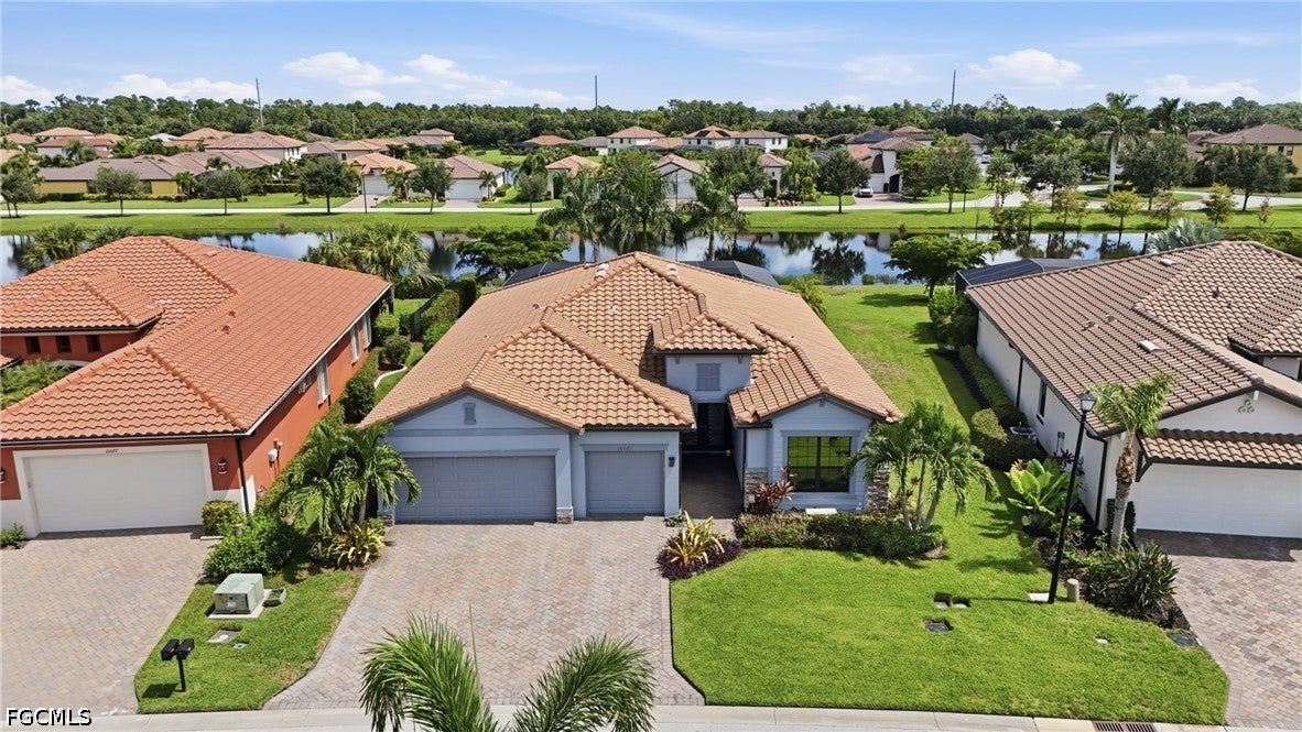 10081 Avalon Lake Circle
