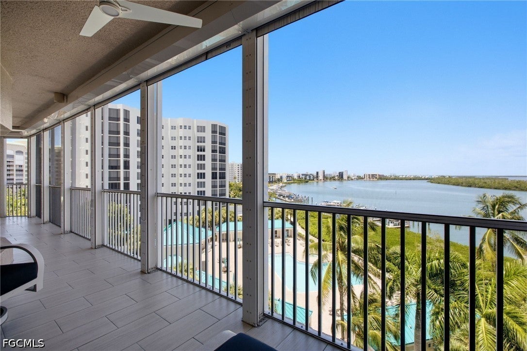 4141 Bay Beach Lane 463