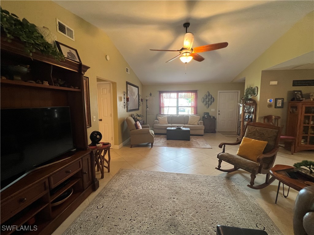 538 SE 32nd Terrace