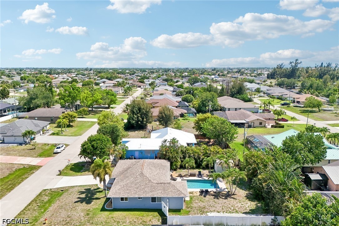 Photo 1 of 32 — 808 SW 14th Place, Cape Coral, FL 33991