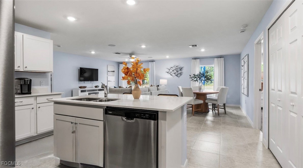 5021 NE Tradewinds Circle