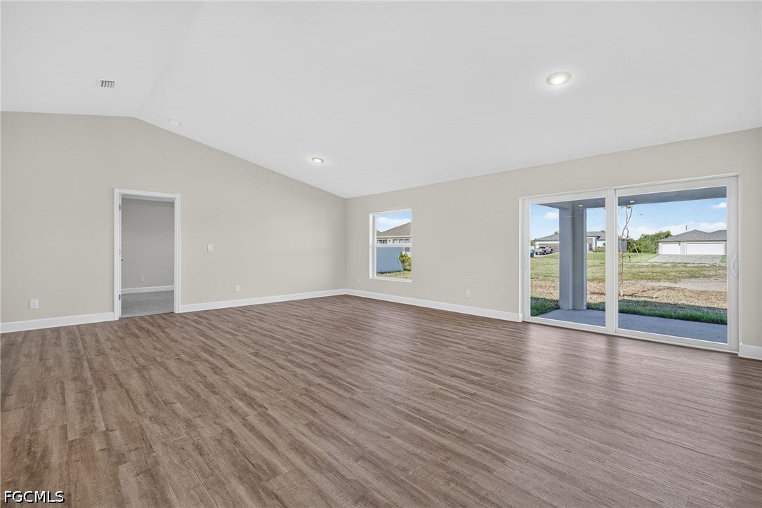 424 NW 17th Place