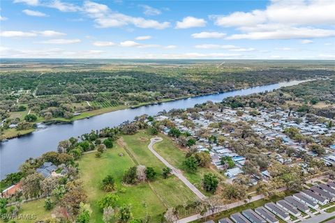 1050 Shady Oaks Avenue Labelle FL 33935