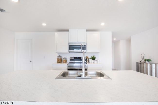 5020 ROSEBUD Circle