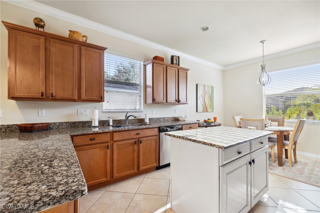13076 Silver Thorn Loop