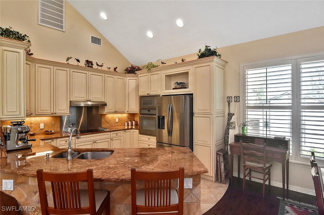 7233 Hendry Creek Drive