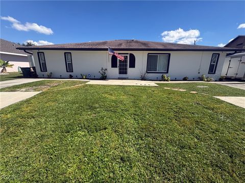 1213 SE 23rd Place 1-2 Cape Coral FL 33990