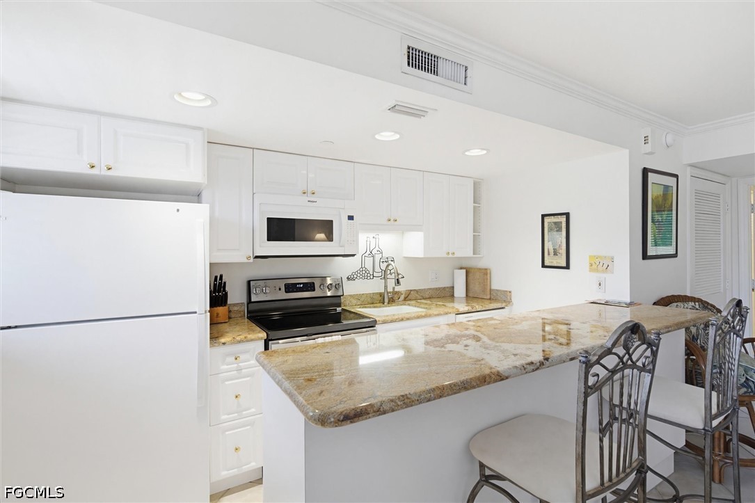 480 5th Street S 202