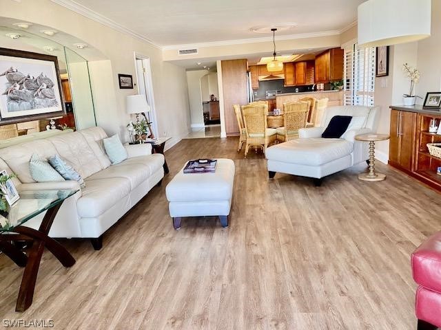 5260 S Landings Drive 501