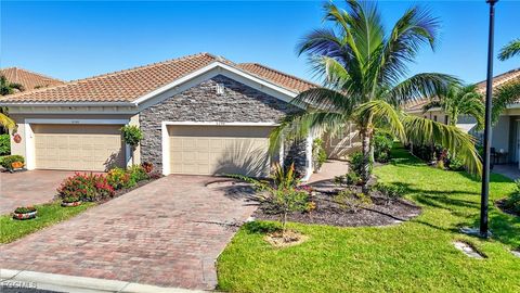 8290 Venetian Pointe Drive Fort Myers FL 33908