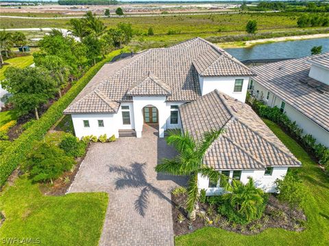 A home in NAPLES