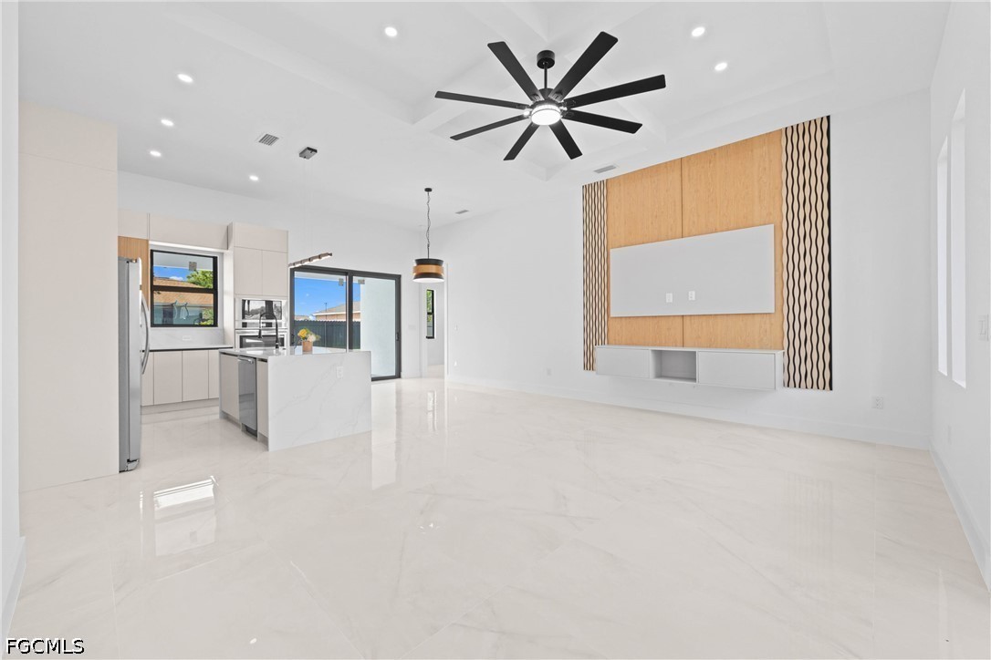 306 NE 11th Street