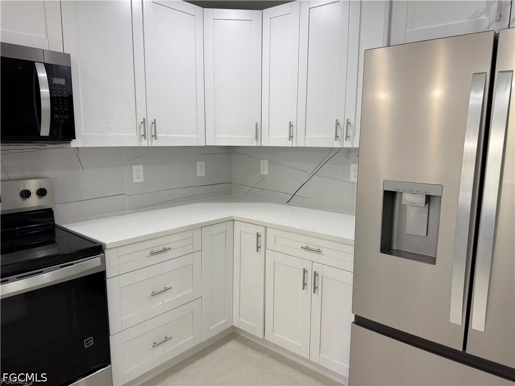 405-407 Chalet Avenue S