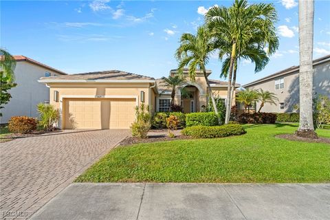8429 Laurel Lakes Boulevard Naples FL 34119