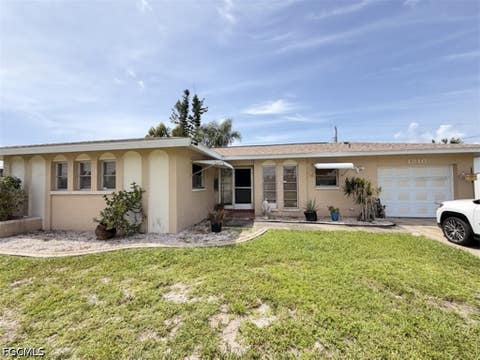 Photo of 1510 SE 42nd Street, Cape Coral, FL 33904 (MLS # 2026031133)