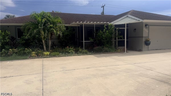 2230 CRYSTAL DR, FORT MYERS, FL 33907 - Image 29e34e0fafd600c145eeb4680b87b2ce/112201768