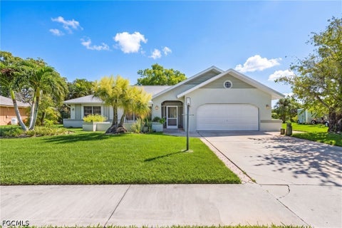 Photo of 4220 Glasgow Court, North Fort Myers, FL 33903 (MLS # 2026035549)