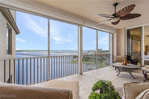 2090 W First Street 2007 Fort Myers FL 33901
