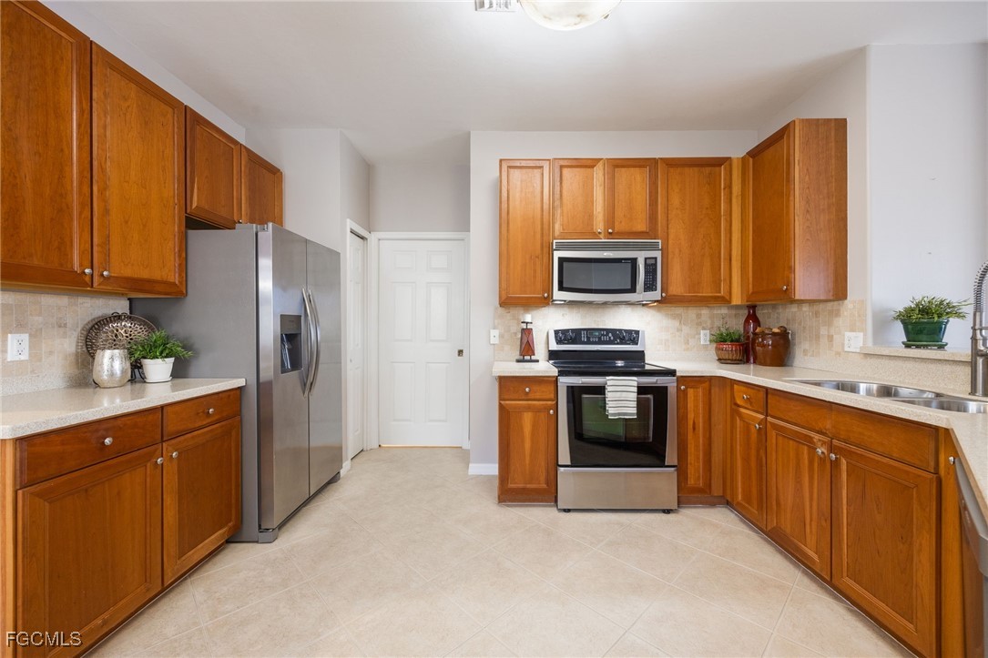 10611 Camarelle Circle