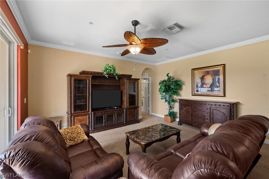 5670 Chelsey Lane 201