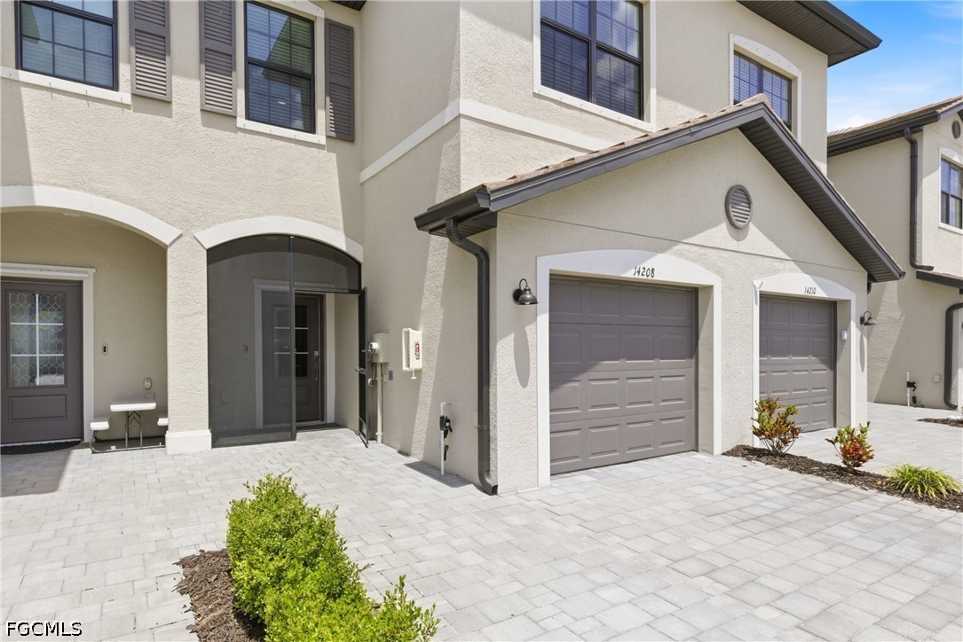 14208 Pine Lodge Lane