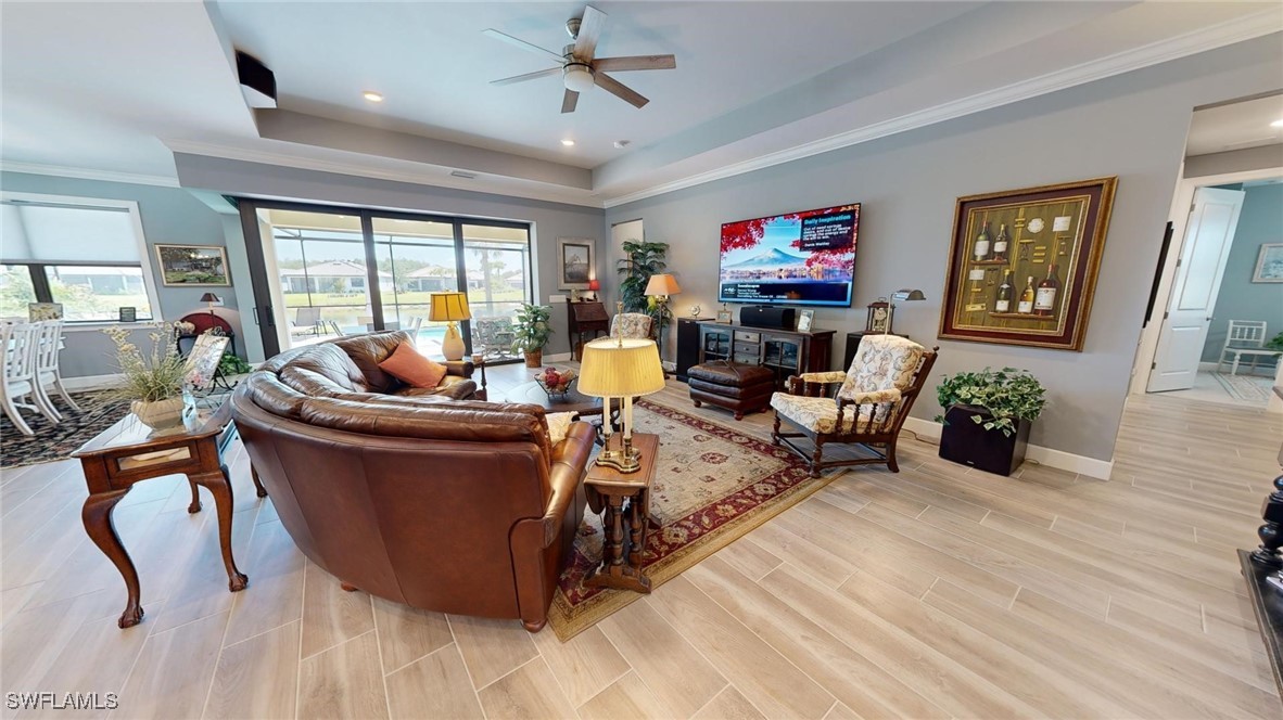 5725 Legendary Lane