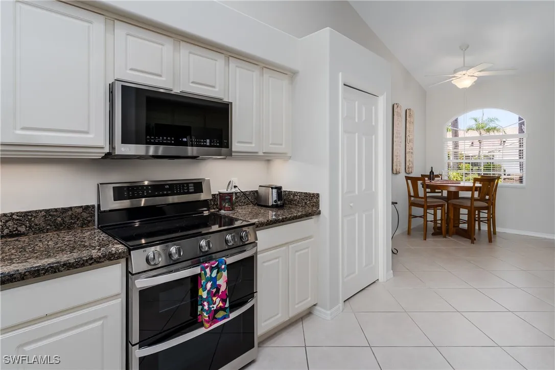 Naples, Florida 34113, United States, 3 Bedrooms Bedrooms, ,3 BathroomsBathrooms,Residential,Pending,179580