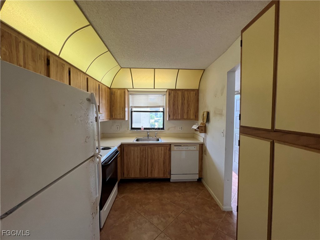 4186 27th Court SW 105