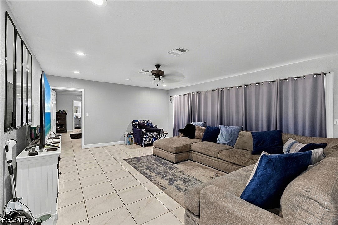 4028 Manning Avenue