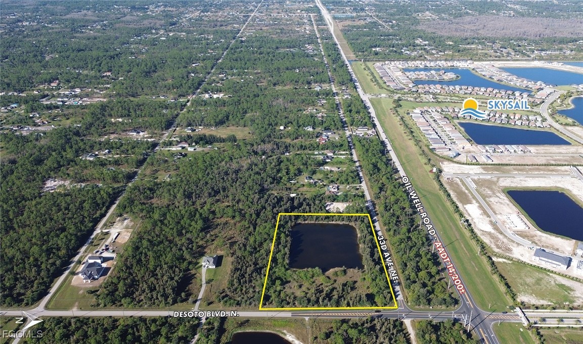 3275 Desoto Boulevard N