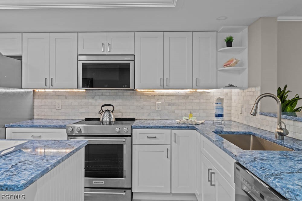 2445 W Gulf Drive 5D