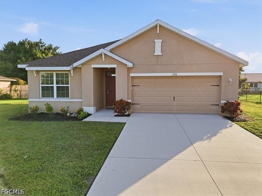 226 NE 9TH AVE, CAPE CORAL, FL 33909 - Image 2cd9f5622fb9ea9a8a96a46ab558d77b/4069375438